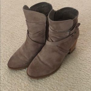 Crown vintage grey/taupe bootie